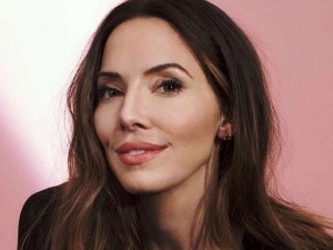 Актриса пусна своя гола снимка, за да спрат да я изнудват