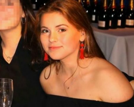 Дъщерята на английска милионерка се удави в басейн в Майорка