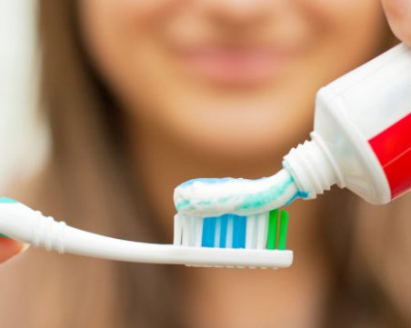 Пет правила за четките за зъби, които е полезно да знаем