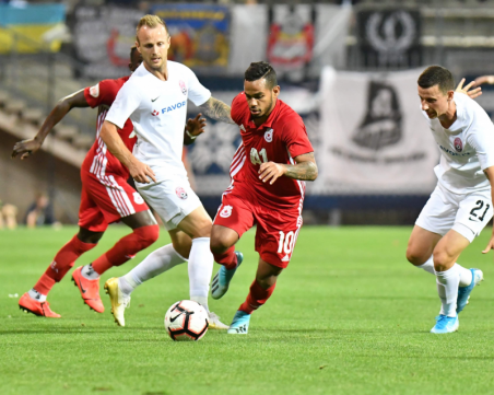 ЦСКА отпадна след неотсъдена дузпа и червен картон