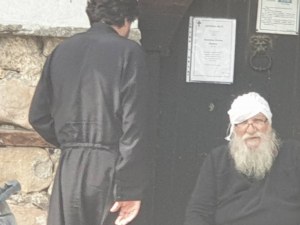 Намушкаха отец Иван от Нови хан след скандал
