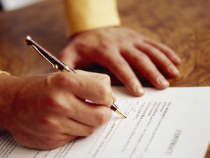 Спипаха измамник, представял се като служител на НАП