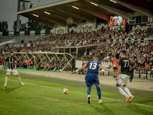 Страсбург води на Локо с 1:0 НА ЖИВО