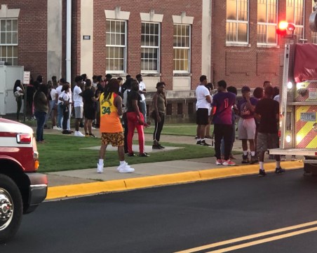 Нова стрелба в САЩ! Двама души бяха убити край университет в Алабама