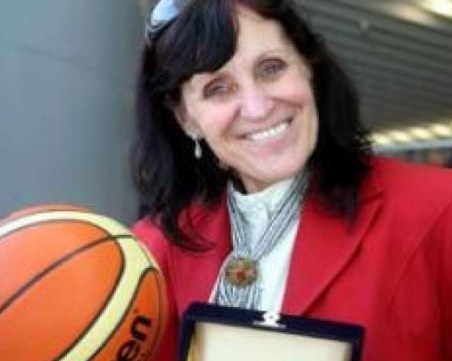 Отиде си баскетболната легенда Пенка Стоянова