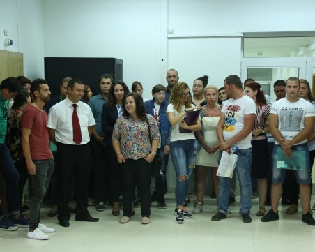 Режисьор стана млад фермер, получава европари за домати и череши