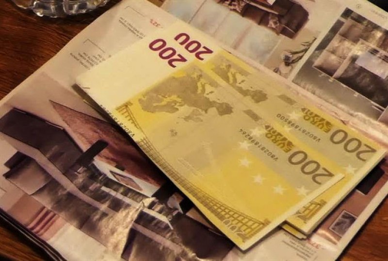 Хванаха шестима майстори на фалшиви банкноти по 200 евро