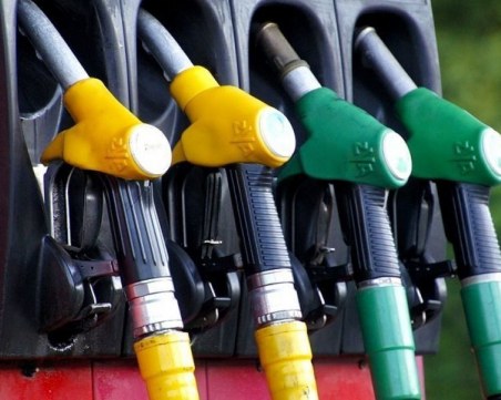 Къде са най-скъпите и най-евините горива в света? Гърция в челото на първата класация