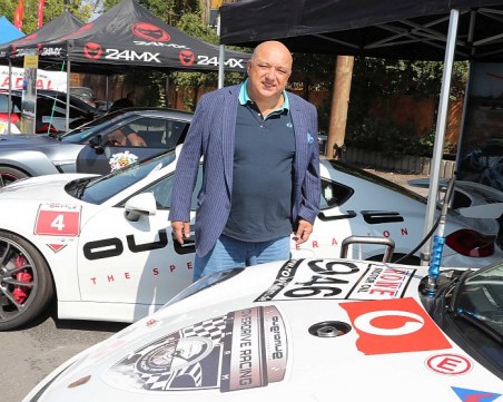 Министър Кралев даде старта на Националния шампионат на Затворен маршрут 