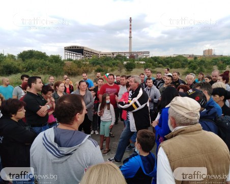 Пореден протест край Шишманци – хората настояват за строги мерки в завода за отпадъци