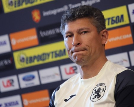 Балъков връща 4-ма в национала, вика дебютант