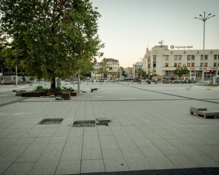 От днес: Затварят един от най-натоварените паркинги в центъра на Пловдив