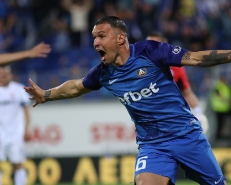 Божинов пред трансфер в пореден отбор в чужбина