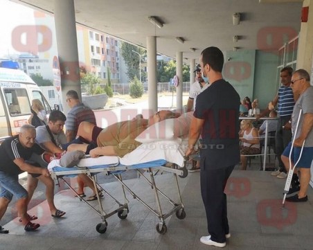 Приеха по спешност Стефан Данаилов в бургаска болница