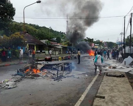 Масово бягство от затвора! Издирват 250 затворници