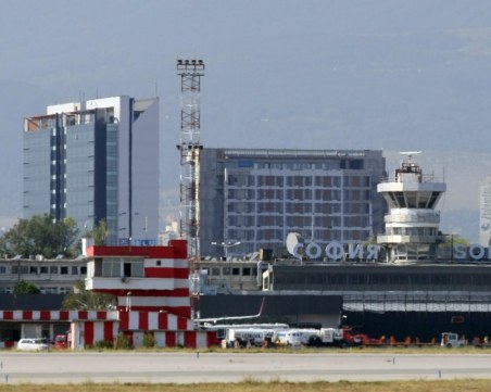 Съмнителен багаж на летище София вдигна накрак полицията