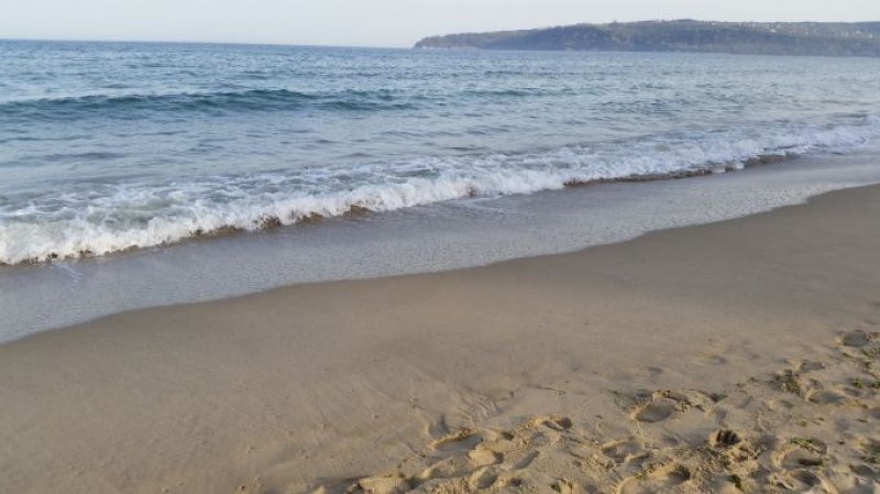 Концесия за още два плажа по Черноморието - ясна е цената на сянката