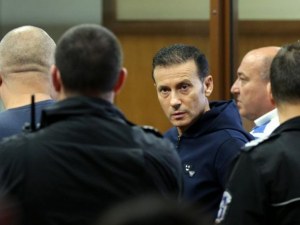 Миню Стайков с пореден опит да излезе от ареста