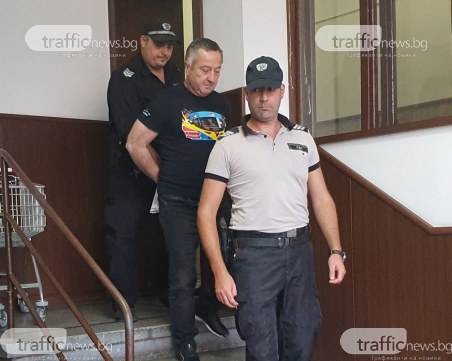 Бизнесменът Тодор Неделчев отново пред съда, намерили безакцизен алкохол в гаража му