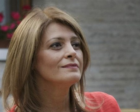 Деси Радева иронична: Виновна съм за всичко лошо, от НАП и чумата до чалганизираната нация