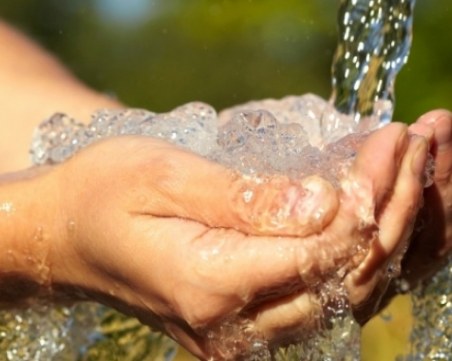 На 30 км от Пловдив: Цяло село остава на воден режим, докога - не е ясно