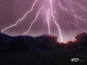 Мълния отне живота на 12-годишно дете в Полша
