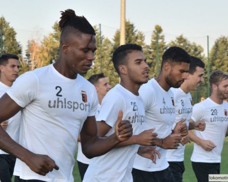 Локо излиза в поредния си сериозен тест тази вечер