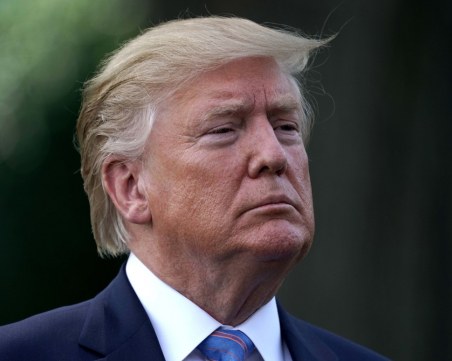 Тръмп иска да използва ядрени оръжия срещу ураганите