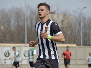 Локо пусна двама таланти да се обиграват във Варна