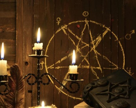 Пенсионерка изгоря с 6 бона! Повярвала, че има черна магия