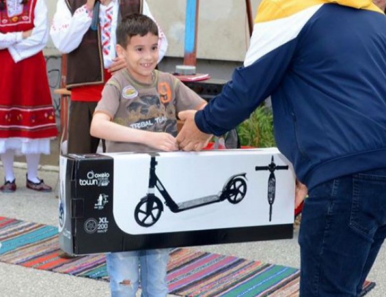 Пловдивчанин опитва да изкара бързи пари на гърба на болно дете