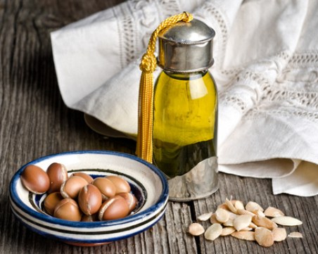 10 ползи от ползването на арганово олио за косата и кожата