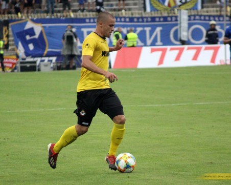 Ботев обвърза с нов договор един от най-големите си таланти