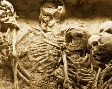 Зловещо жертвоприношение на 227 деца в Перу, откриха телата при разкопки