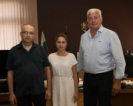 Зико: Средствата за лечението на Мила са осигурени благодарение на премиера