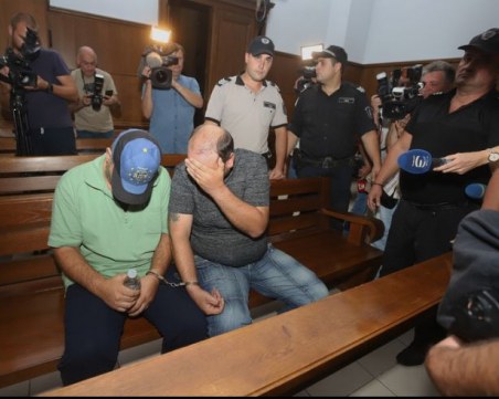 Майсторите убийци от Негован застанаха пред съда