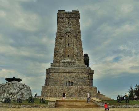 Ограничават движението през Шипченския проход заради състезание