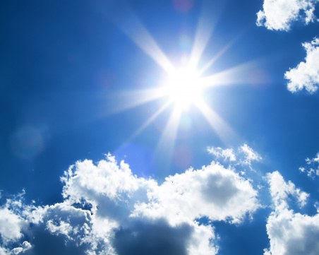 Слънцето и жегите продължават през септември