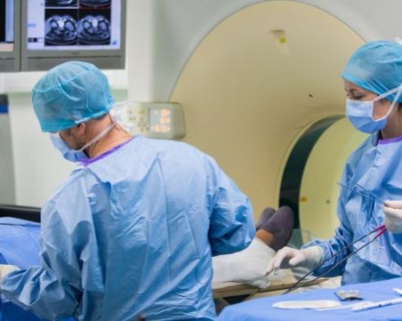 Токов удар покоси 11-годишно дете, има множество изгаряния