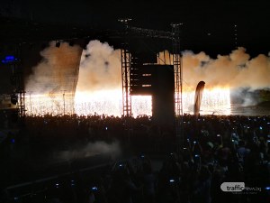Огнена стена на моста на Марица! 23000 фойерверки запалиха небето