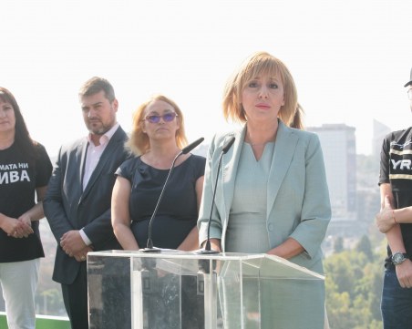 Криско и Анелия искат Манолова за кмет, тя обеща да спаси София от акулите
