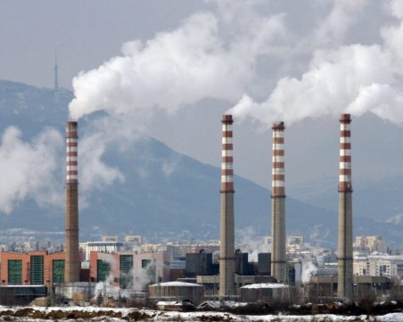 Заради неразрешено гориво: Спират два от генераторите на 