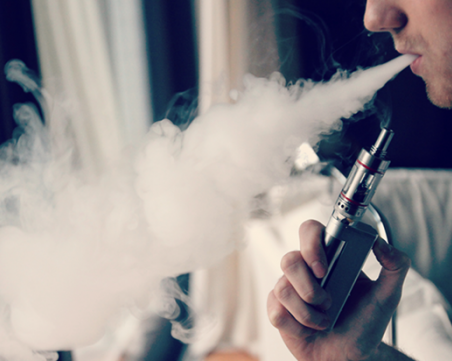 Алармират за епидемия заради електронните цигари в САЩ