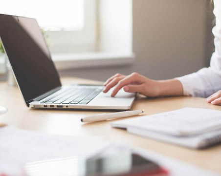 Милиони е-пощи спряха работа! Един от най-големите уеб портали се срина