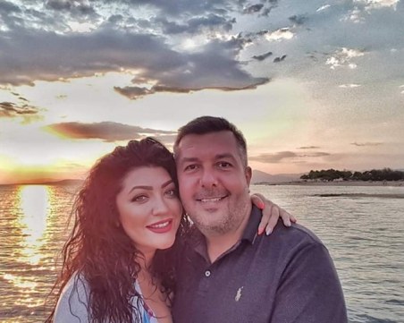 Певицата Ива Давидова се раздели със съпруга си Владимир Тодоров