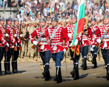 София чества 134 години от Съединението с гвардейци и маршове