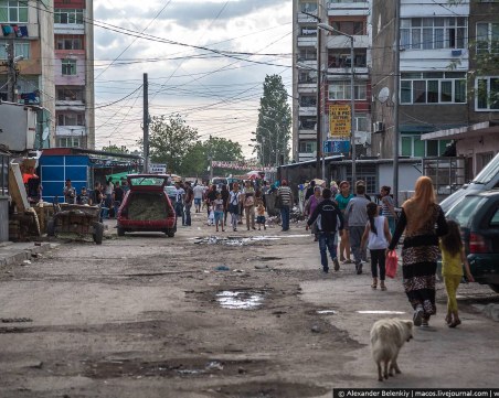 ЕК: Ромите в България нямат доверие в полицията и правосъдието