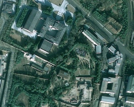 Къде живее Ким Чен Ун? Кодовото име на резиденцията му е 