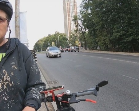 Започна се! КАТ глобиха мъж, карал електрическа тротинетка – не била регистрирана