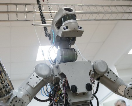 Човекоподобният робот Фьодор се завърна на Земята